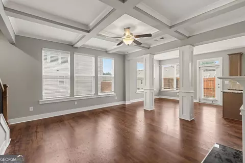 Living - 7666 Squire Ct, Fairburn, GA 30213 photo 3 of 4