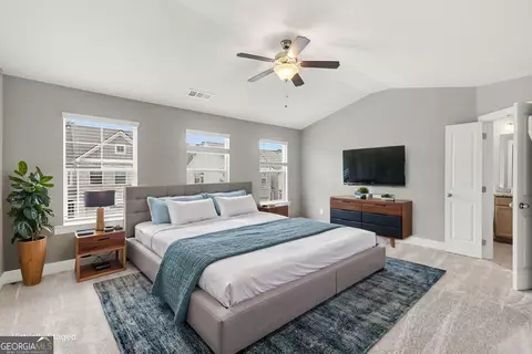 Bedroom - 7666 Squire Ct, Fairburn, GA 30213 photo 2 of 3