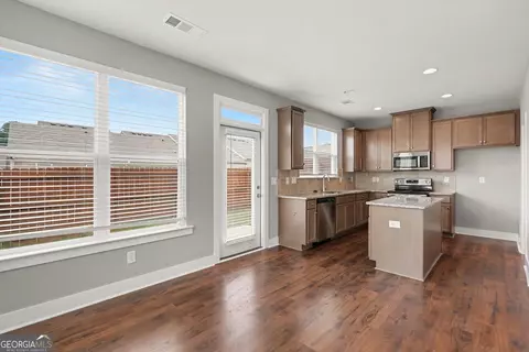 Other - 7666 Squire Ct, Fairburn, GA 30213 photo 4 of 8