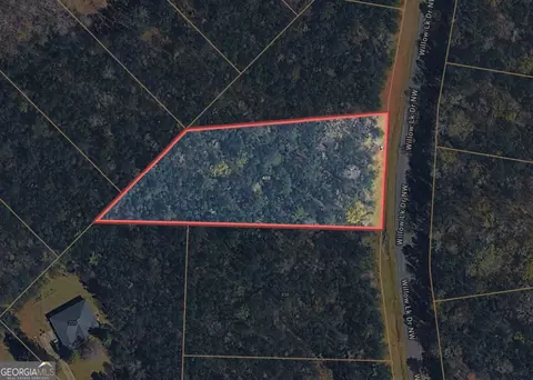 488 Willow Lake Dr, Milledgeville, GA 31061