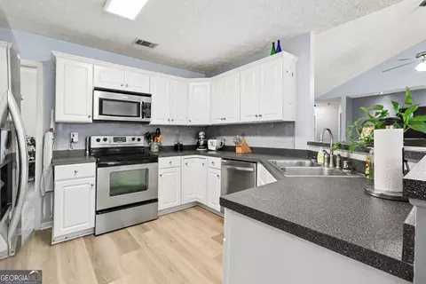 103 Madison Ct, Lagrange, GA 30240 photo 9