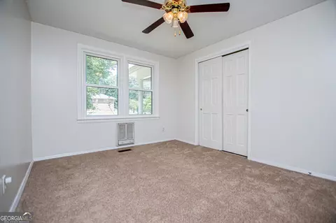 Bedroom - 105 Sharp Dr, Carrollton, GA 30117 photo 6 of 12