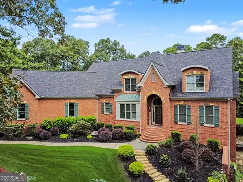 8415 Glen Lake Dr, Cumming, GA 30028
