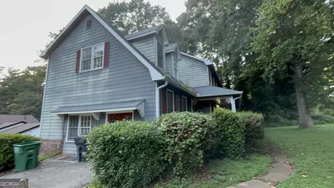 1465 Lake Lucerne Rd SW, Lilburn, GA 30047