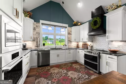 Kitchen - 1844 Bermuda Ave, Demorest, GA 30535 photo 1 of 2