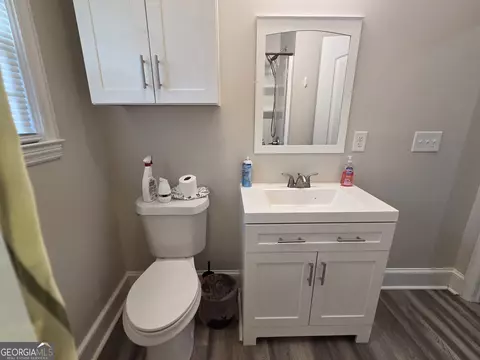 Bath - 219 E Johnson St, Temple, GA 30179 photo 3 of 5