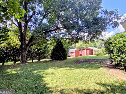 Exterior - 219 E Johnson St, Temple, GA 30179 photo 6 of 11