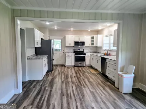 Kitchen - 219 E Johnson St, Temple, GA 30179 photo 2 of 5