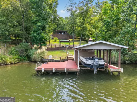 2123 Harbour Point Dr, Sparta, GA 31087