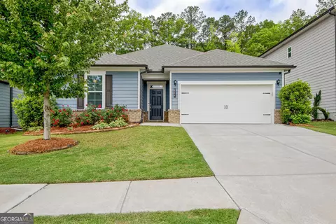 114 Vivian Ln, Peachtree City, GA 30269