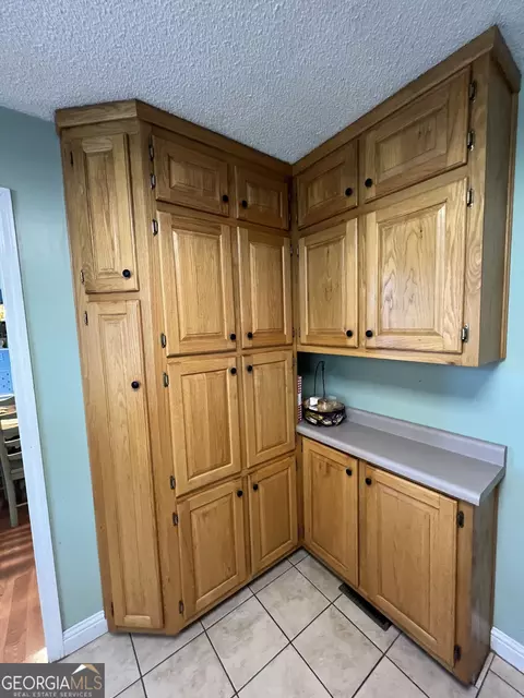 Kitchen - 476 Clover Ave, Comer, GA 30629 photo 2 of 2