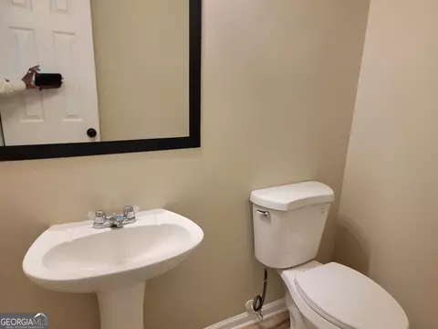 Bath - 2264 Nicole Dr, Hampton, GA 30228 photo 1 of 4