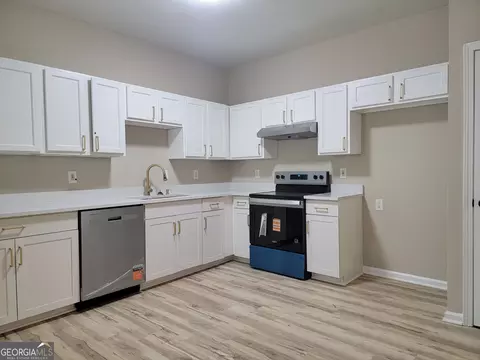 Kitchen - 2264 Nicole Dr, Hampton, GA 30228 photo 1 of 2