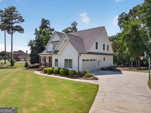 Exterior - 417 Fox Valley Dr, Monroe, GA 30656 photo 3 of 20