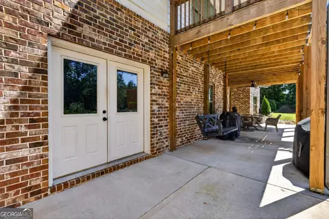 Exterior - 417 Fox Valley Dr, Monroe, GA 30656 photo 13 of 20