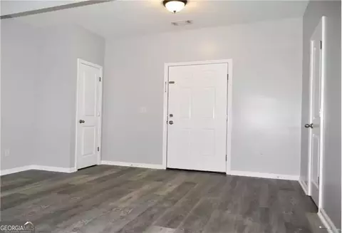 Living - 1402 Turning Leaf Ln, Pendergrass, GA 30567 photo 2 of 3