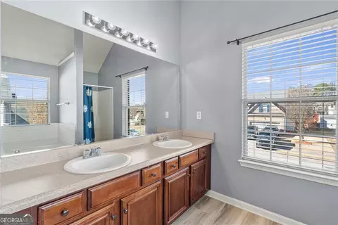 Bath - 541 Hamlet Dr, Hampton, GA 30228 photo 2 of 3