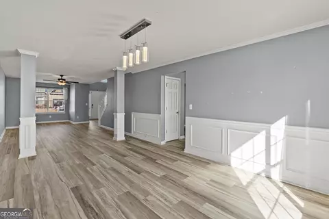 Living - 541 Hamlet Dr, Hampton, GA 30228 photo 2 of 7