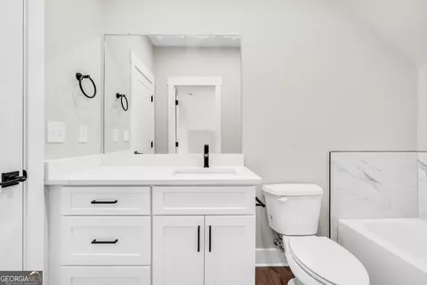 Bath - 277 E Knight Rd, Mcdonough, GA 30252 photo 6 of 6