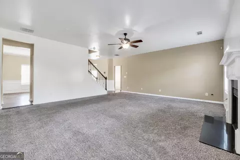 Living - 60 Snapdragon Ln, Covington, GA 30014 photo 7 of 16