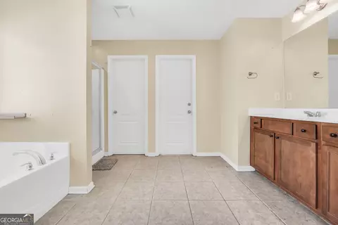 Entry Way - 60 Snapdragon Ln, Covington, GA 30014 photo 6 of 7