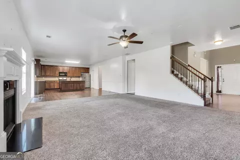 Living - 60 Snapdragon Ln, Covington, GA 30014 photo 8 of 16