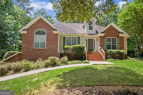 85 Woodstream Dr, Newnan, GA 30265
