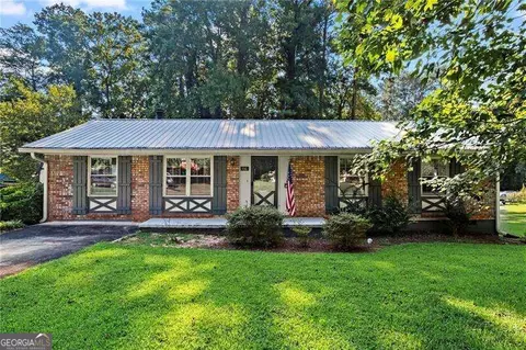3361 Pawnee Trl SW, Marietta, GA 30060