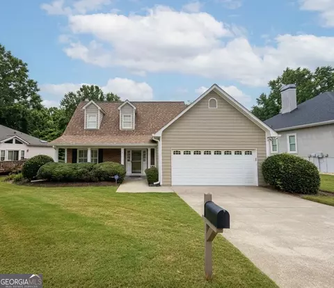 215 Brittany Chase, Fayetteville, GA 30214
