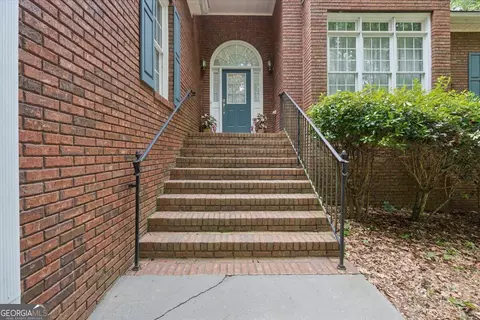 Exterior - 971 Cochran Rd, Covington, GA 30014 photo 3 of 3