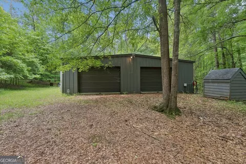Exterior - 971 Cochran Rd, Covington, GA 30014 photo 2 of 3