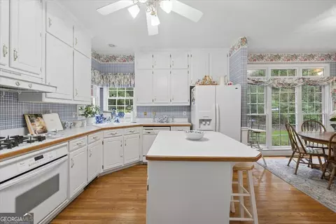 Kitchen - 971 Cochran Rd, Covington, GA 30014 photo 2 of 2