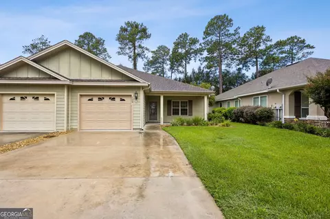 124 Brookshire Ct, Kingsland, GA 31548