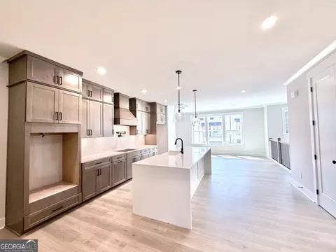 113 Bridgecrest Rd, Roswell, GA 30075