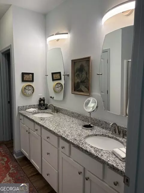 Bath - 128 Rubil Way, Demorest, GA 30535 photo 1 of 3