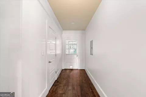 Entry Way - 1146 Oak St SE, Covington, GA 30014 photo 2 of 2