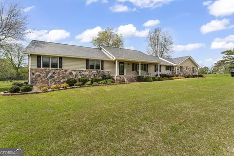 Exterior - 161 Minter Dr, Hampton, GA 30228 photo 1 of 6