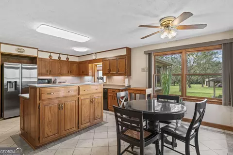 Kitchen - 161 Minter Dr, Hampton, GA 30228 photo 4 of 4