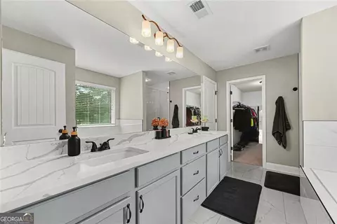 Entry Way - 2835 Shadowstone Way, Winder, GA 30680 photo 2 of 2