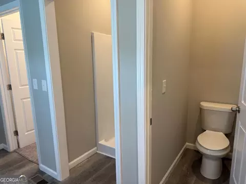 Entry Way - 2434 Remington Dr, Commerce, GA 30529 photo 3 of 5
