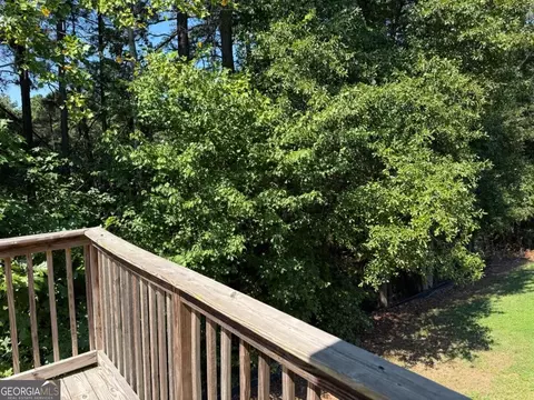 Exterior - 2434 Remington Dr, Commerce, GA 30529 photo 5 of 8