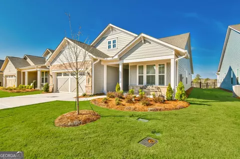 284 Pecks Court Ct, Hoschton, GA 30548