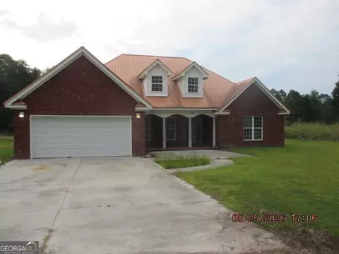 43 Razorback Rd, Hinesville, GA 31313