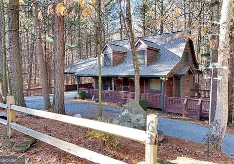 63 Misty Oaks Ct, Ellijay, GA 30536