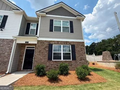 727 Aura Trl, Lawrenceville, GA 30045