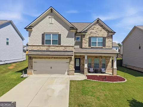 114 Henson Farm Dr, Loganville, GA 30052