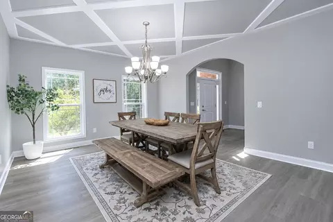 Dining - 3085 Old Dalton Rd NE, Rome, GA 30165 photo 2 of 5