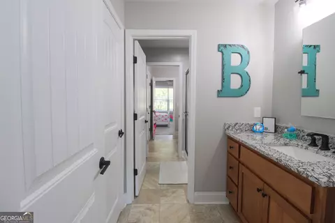 Entry Way - 3085 Old Dalton Rd NE, Rome, GA 30165 photo 14 of 17