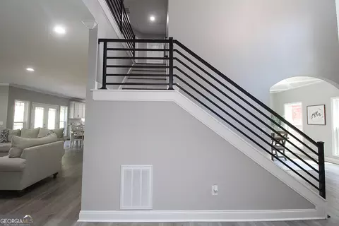 Entry Way - 3085 Old Dalton Rd NE, Rome, GA 30165 photo 4 of 17