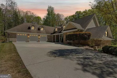 8878 Brewer Rd, Douglasville, GA 30134